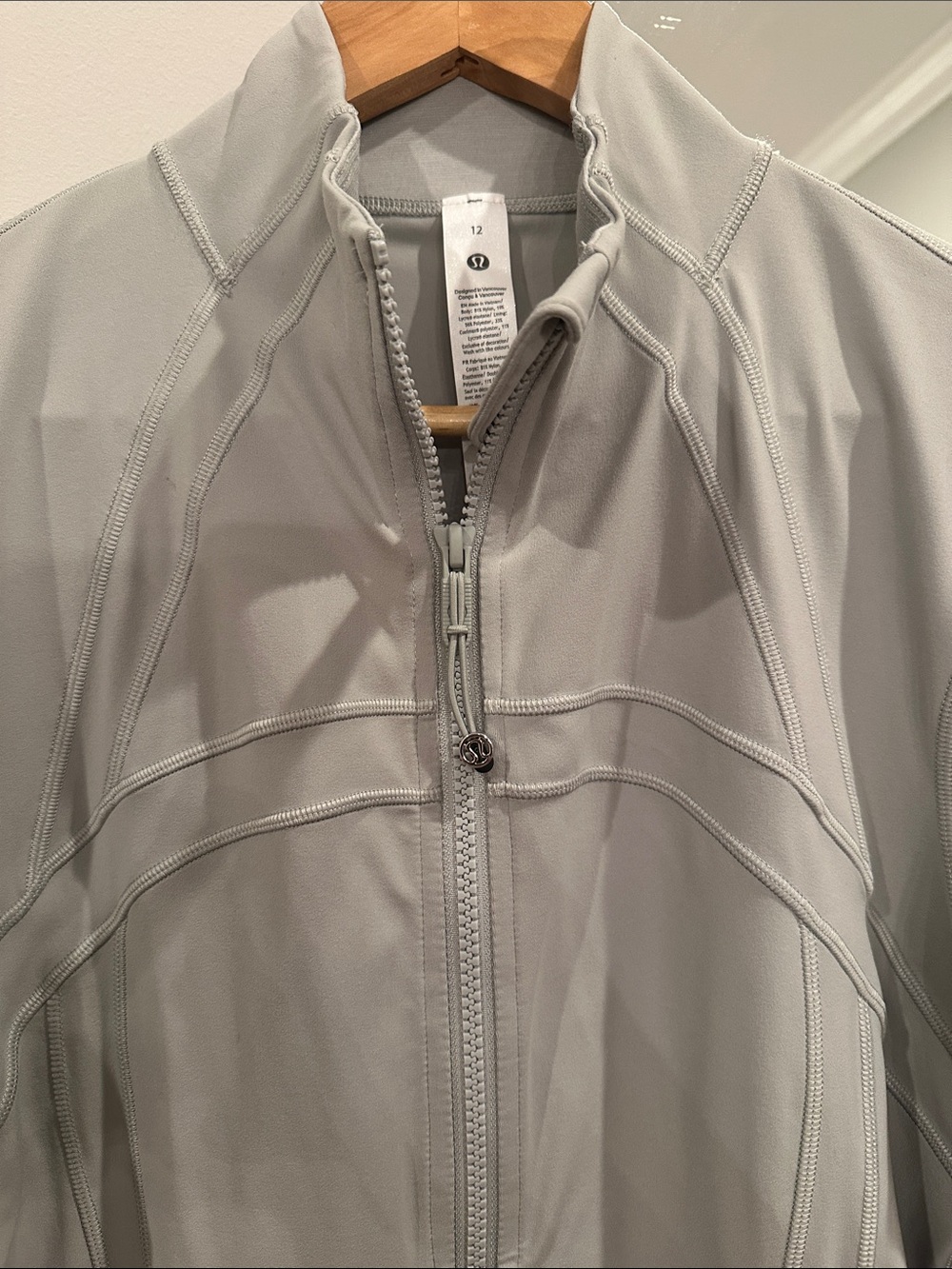 lululemon athletica Light green NULU Jacket - Picture 5 of 7